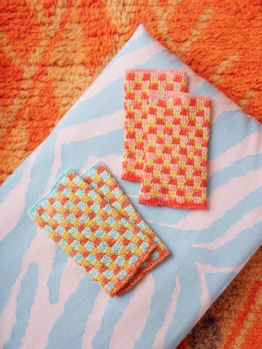 Let's Crochet! issue 2_Jen Yard 1.jpg