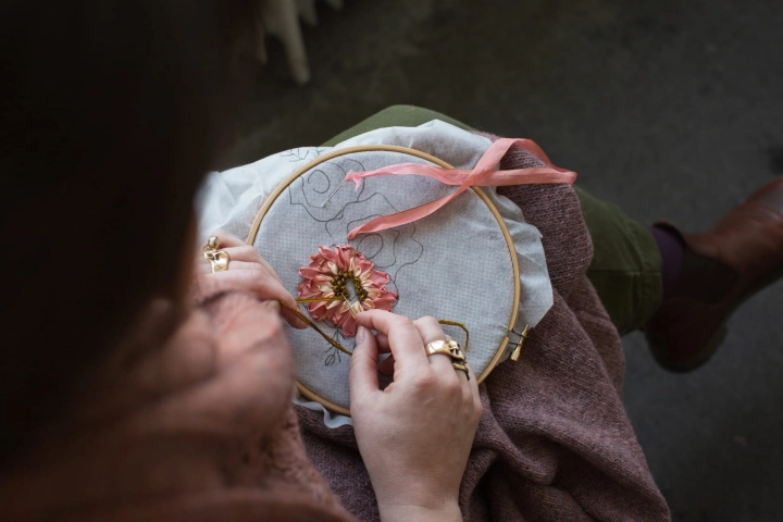 EmbroideryOnKnits_Silk embroidery (1).jpg