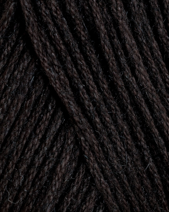 PELINI_289118_Mork brun_2.jpg